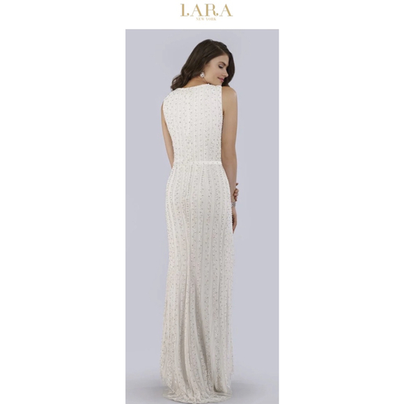 New Lara Off White Beaded Faux-Wrap V-Neck Bridal Gown Size 6 - Picture 5 of 6